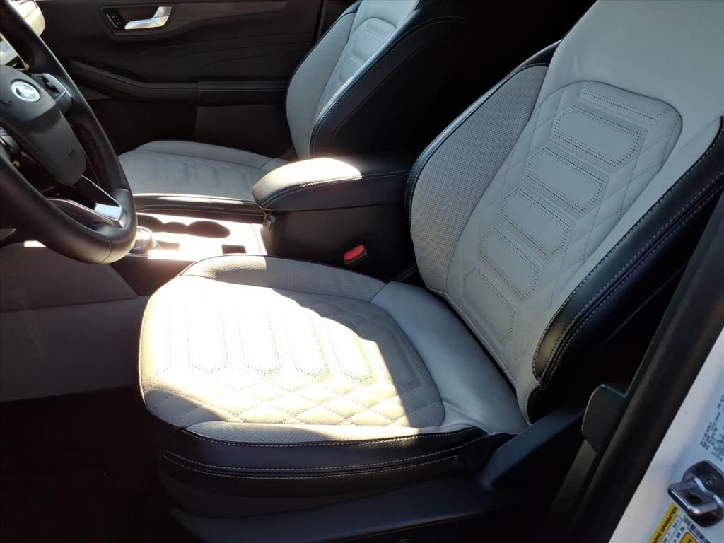New 2024 Ford Escape - photo 14