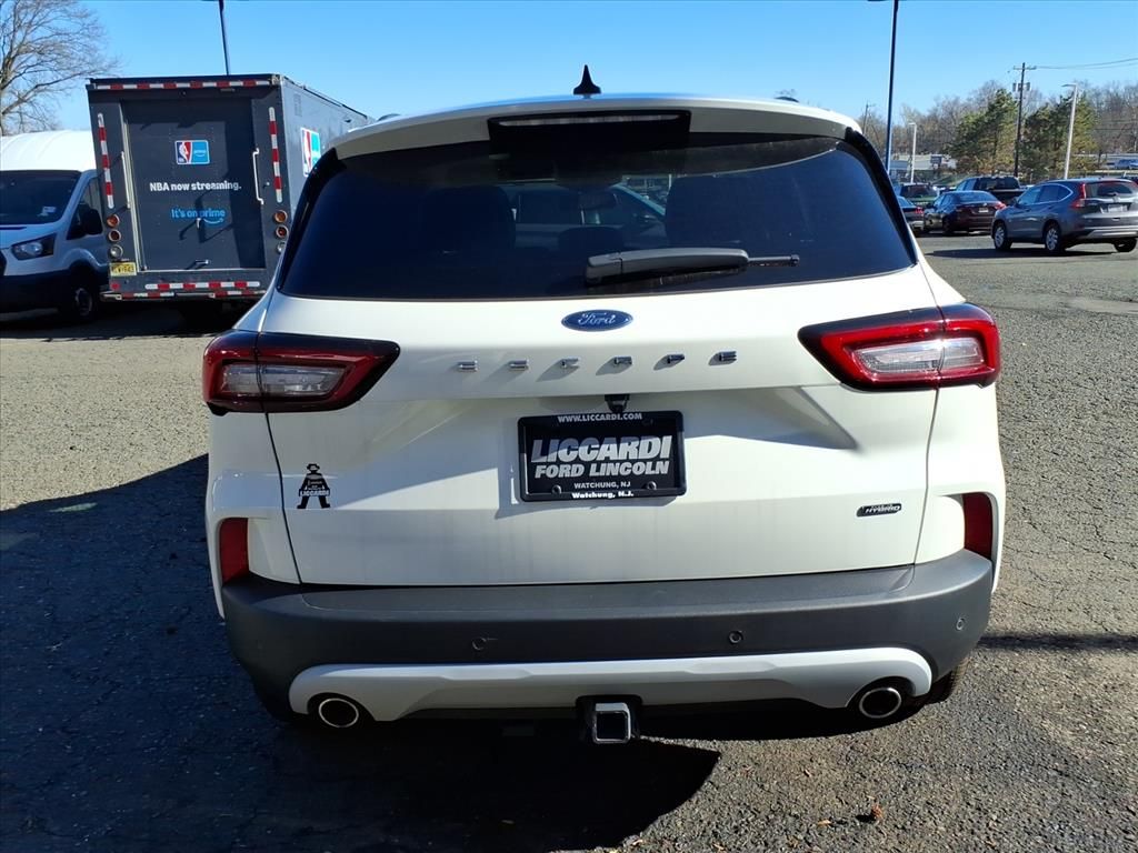 New 2024 Ford Escape - photo 8