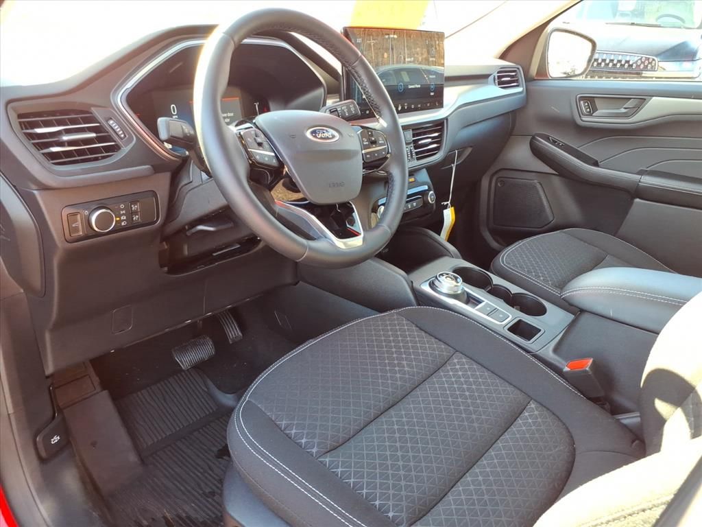 New 2024 Ford Escape - photo 14