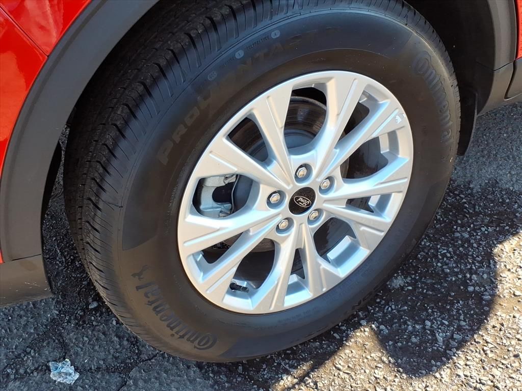 New 2024 Ford Escape - photo 9
