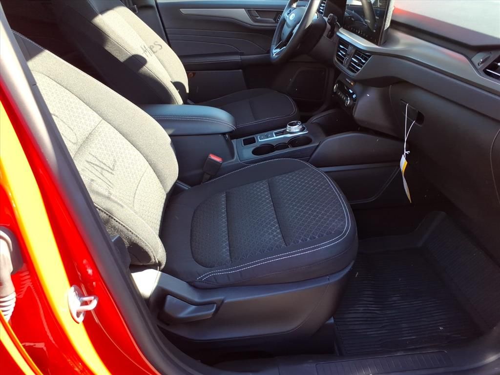 New 2024 Ford Escape - photo 10