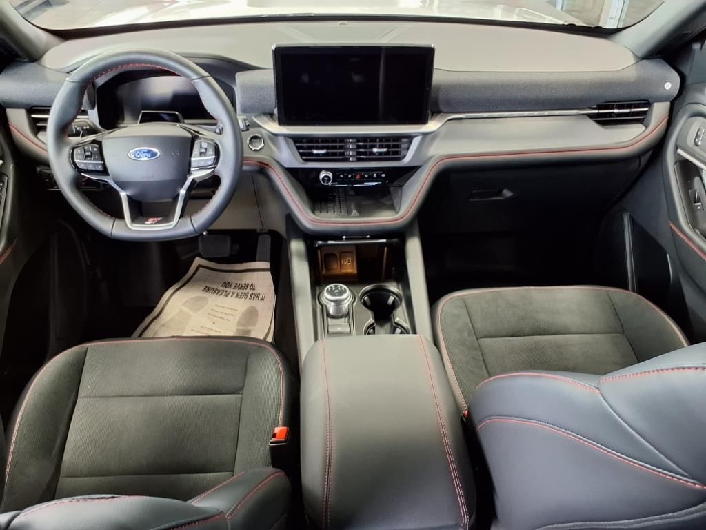 New 2025 Ford Explorer - photo 12