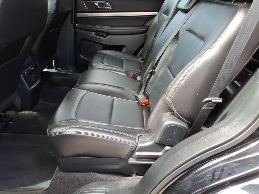 Used 2018 Ford Explorer - photo 17