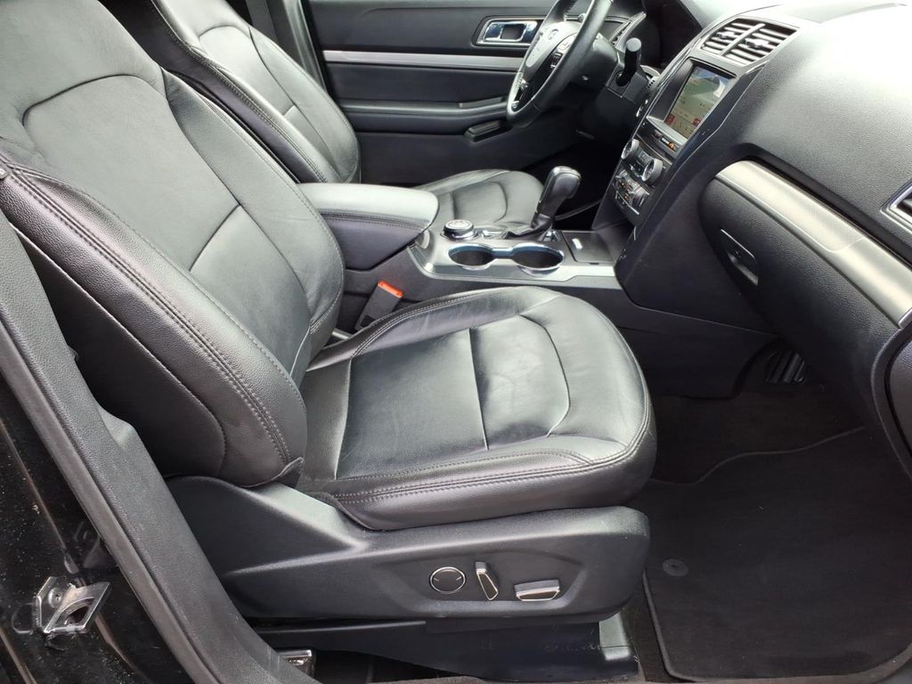 Used 2018 Ford Explorer - photo 10