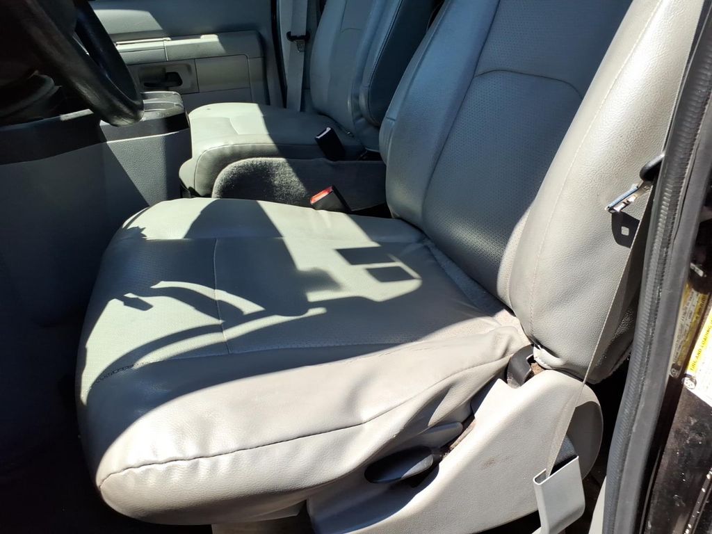 Used 2012 Ford E-350 - photo 10