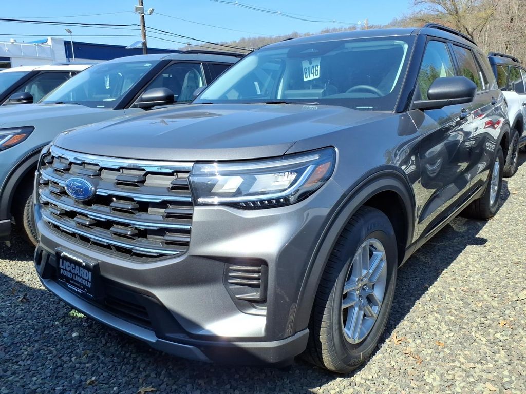 New 2026 Ford Explorer - photo 2