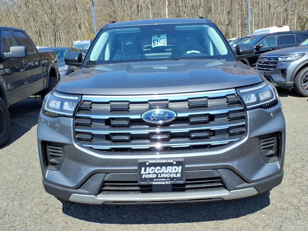 New 2026 Ford Explorer - photo 2