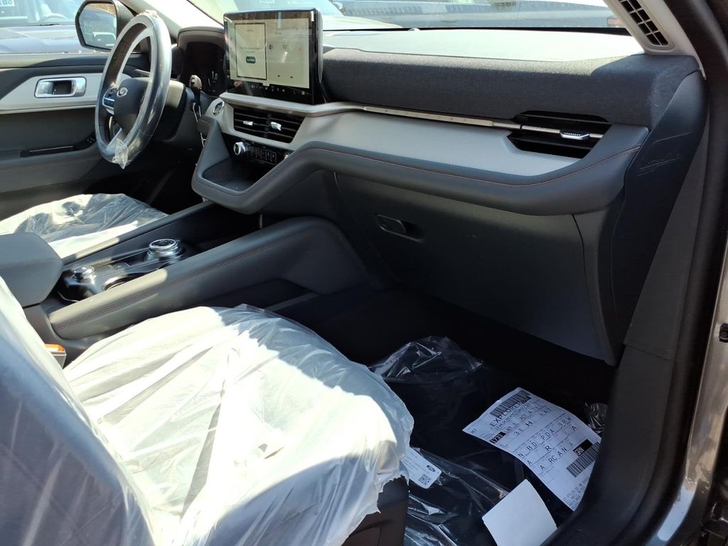 New 2026 Ford Explorer - photo 11
