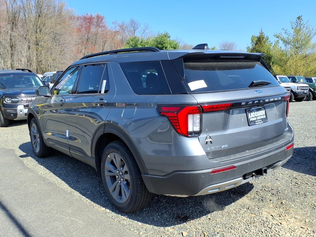 New 2026 Ford Explorer - photo 5