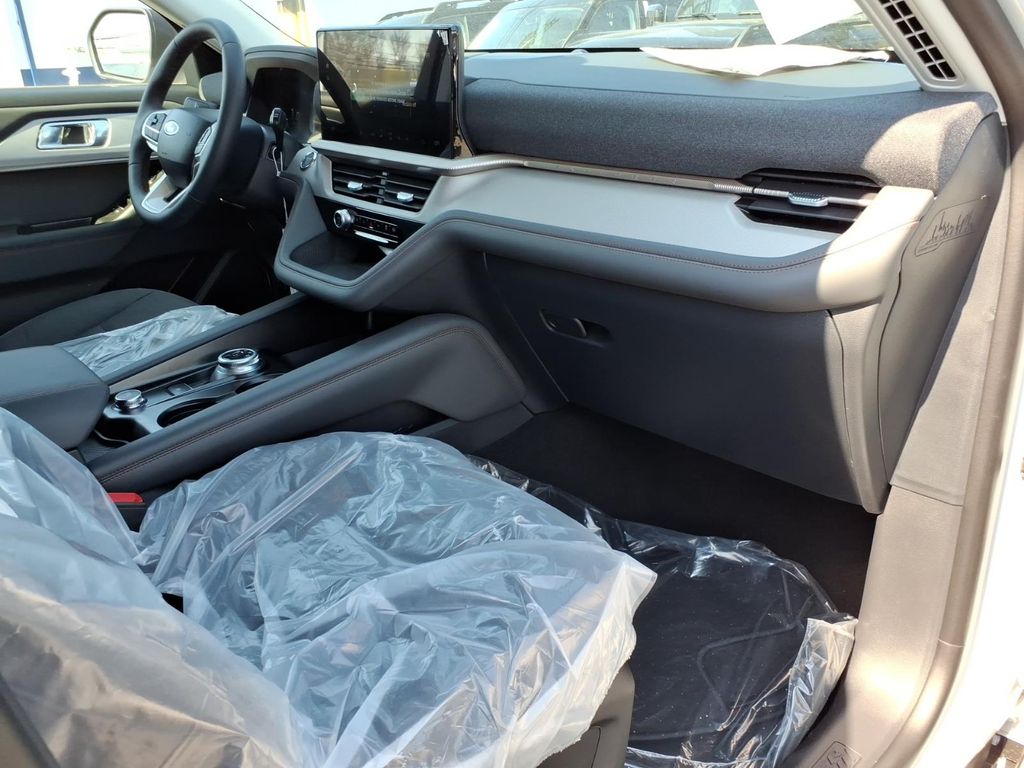 New 2026 Ford Explorer - photo 11