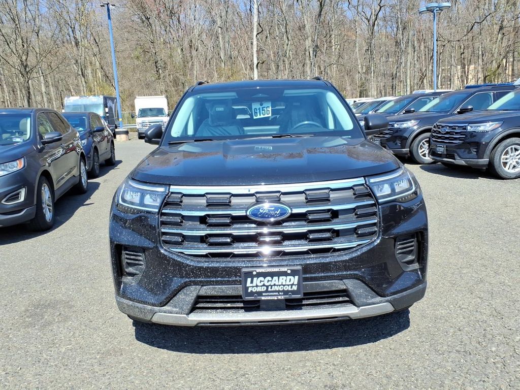 New 2026 Ford Explorer - photo 2