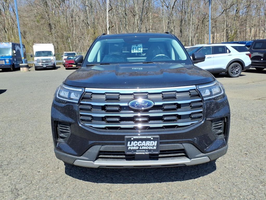 New 2026 Ford Explorer - photo 2