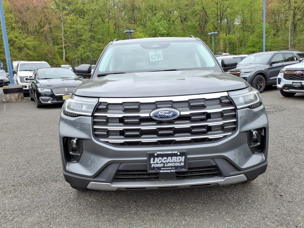 New 2026 Ford Explorer - photo 2