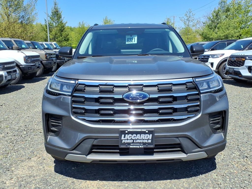 New 2026 Ford Explorer - photo 2