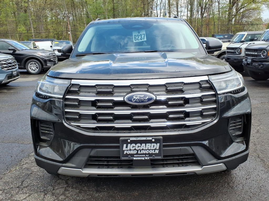 New 2026 Ford Explorer - photo 2