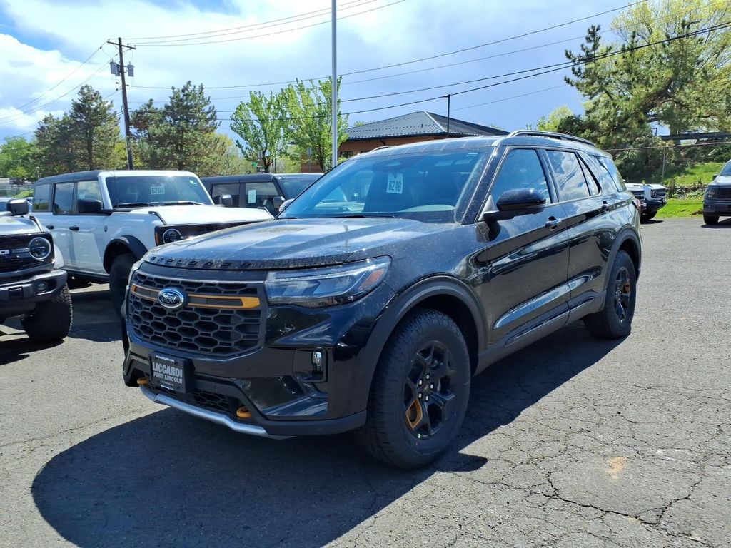 New 2026 Ford Explorer - photo 2