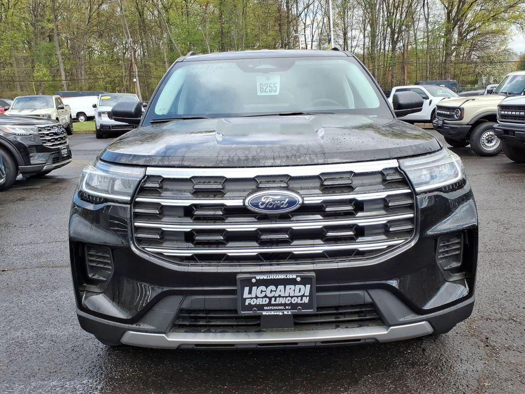 New 2026 Ford Explorer - photo 2