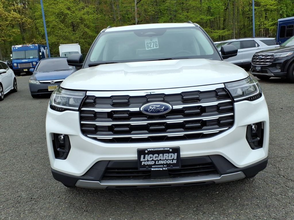 New 2026 Ford Explorer - photo 2