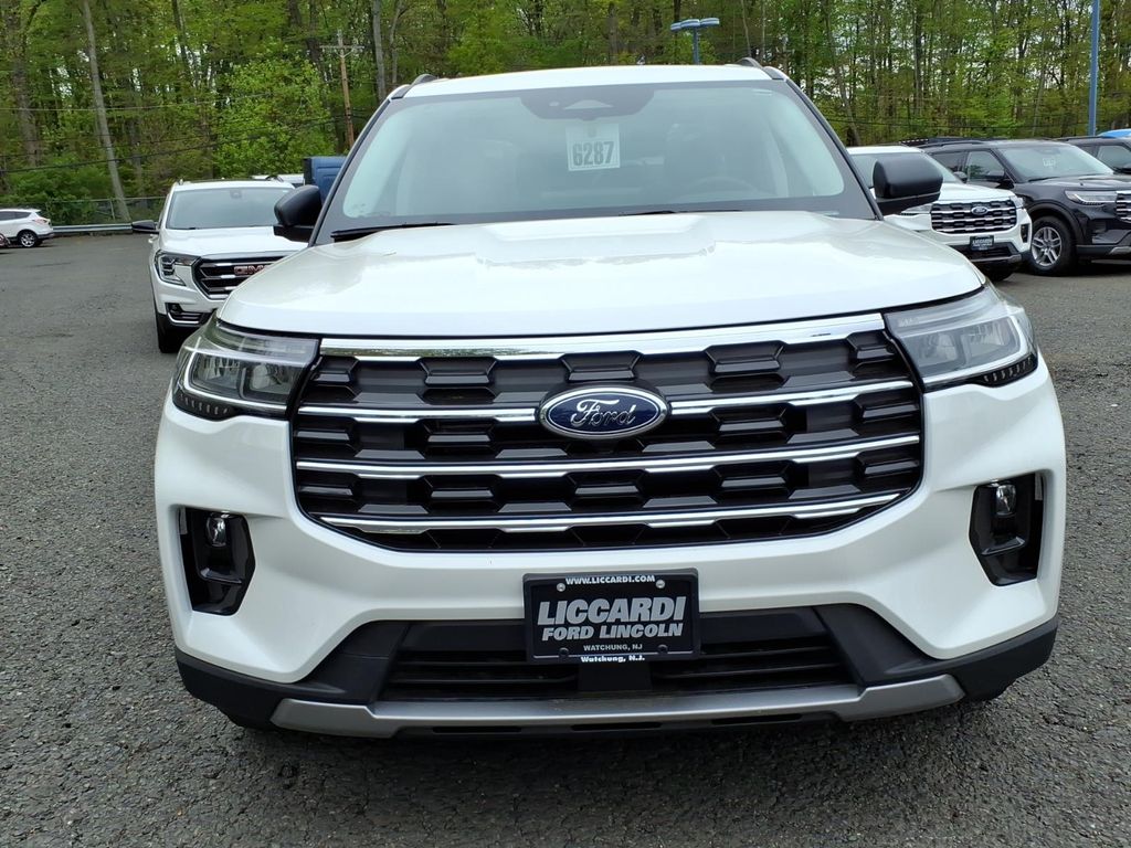 New 2026 Ford Explorer - photo 2