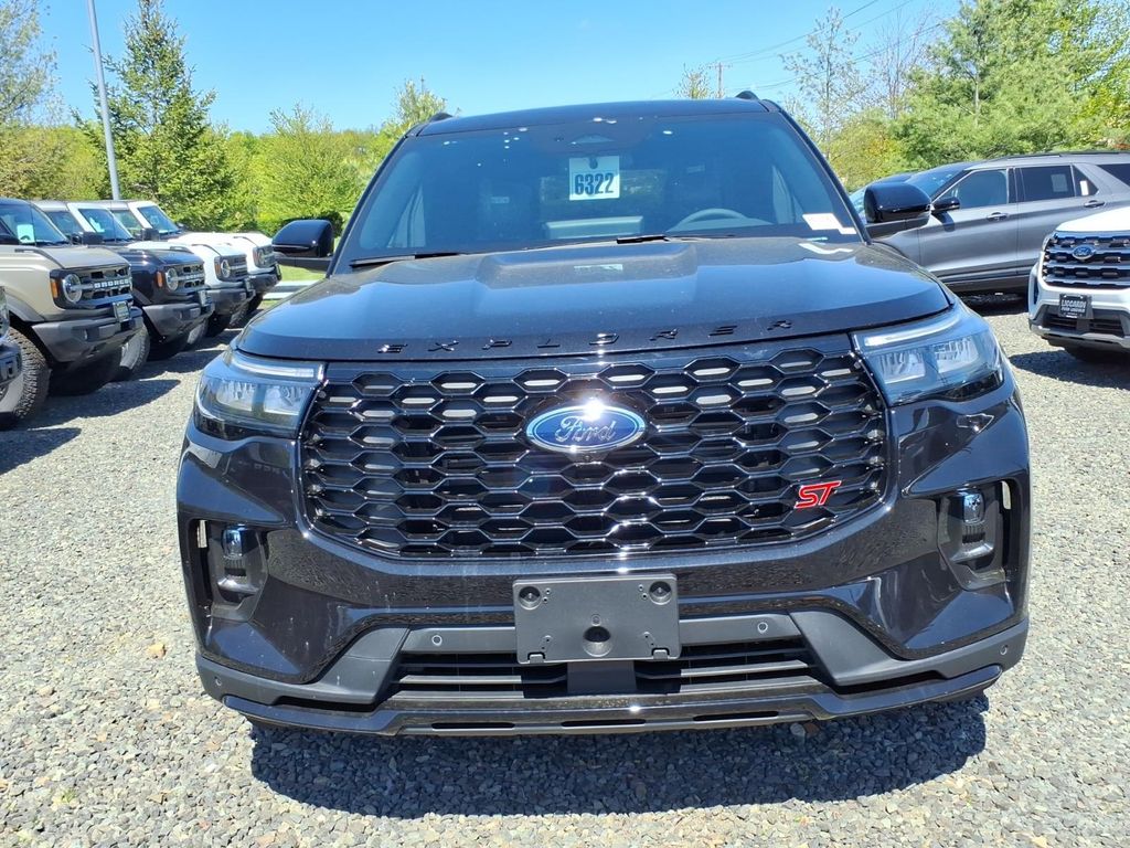 New 2026 Ford Explorer - photo 2