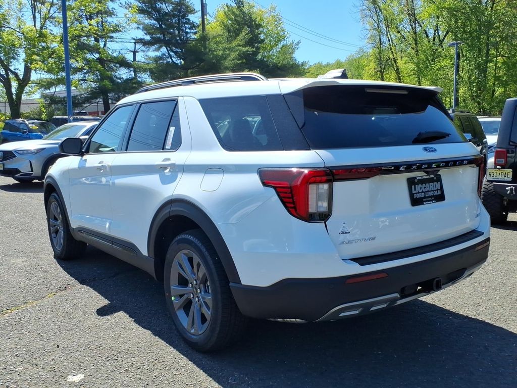 New 2026 Ford Explorer - photo 6