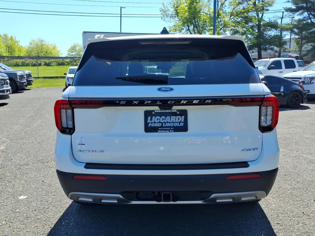 New 2026 Ford Explorer - photo 7