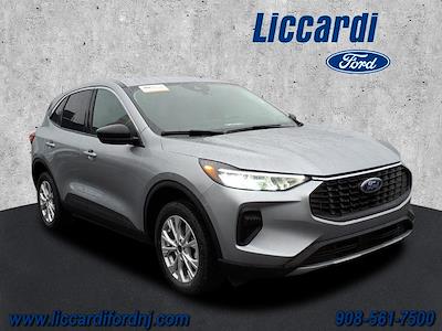 Used 2023 Ford Escape - photo 1