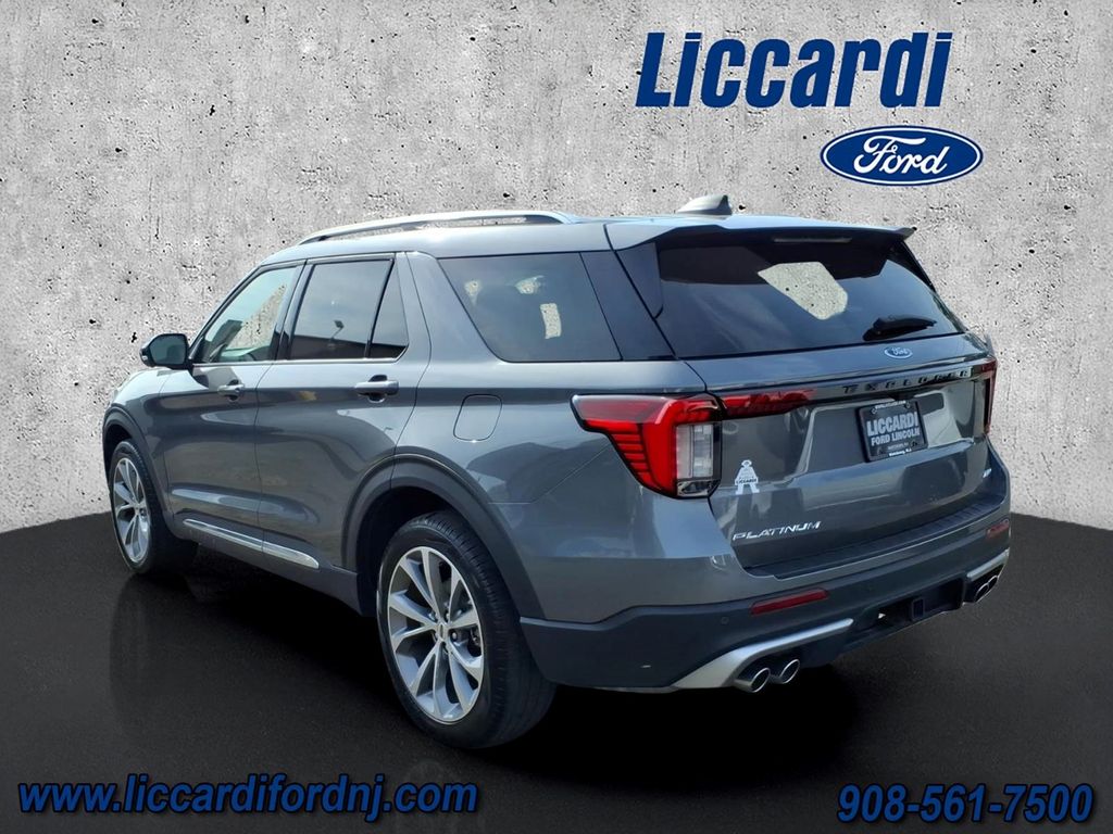 Used 2025 Ford Explorer - photo 7