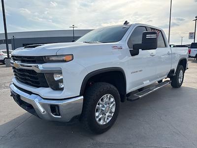 Used 2024 Chevrolet Silverado 2500 - photo 1