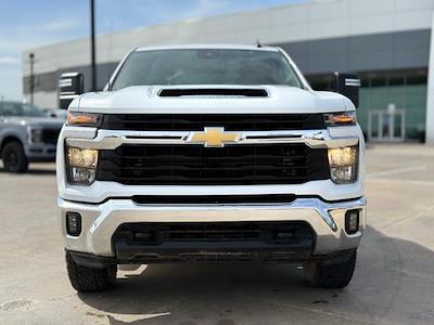 Used 2024 Chevrolet Silverado 2500 - photo 1