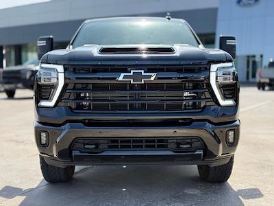 Used 2024 Chevrolet Silverado 2500 - photo 1