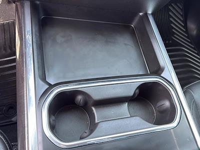 Used 2024 Chevrolet Silverado 2500 - photo 1