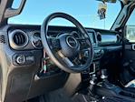 2022 Jeep Gladiator Crew Cab 4WD Pickup for sale #TJ998939B - photo 11