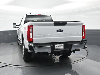 Used 2025 Ford F-250 - photo 1
