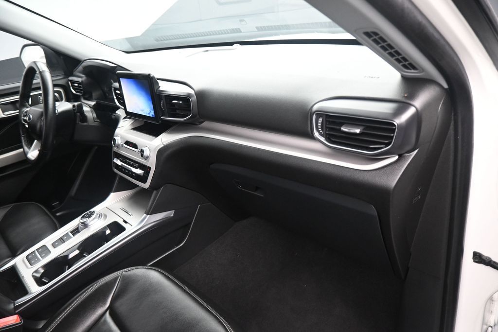 Used 2024 Ford Explorer - photo 8
