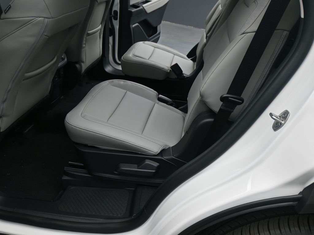 New 2026 Ford Explorer - photo 14