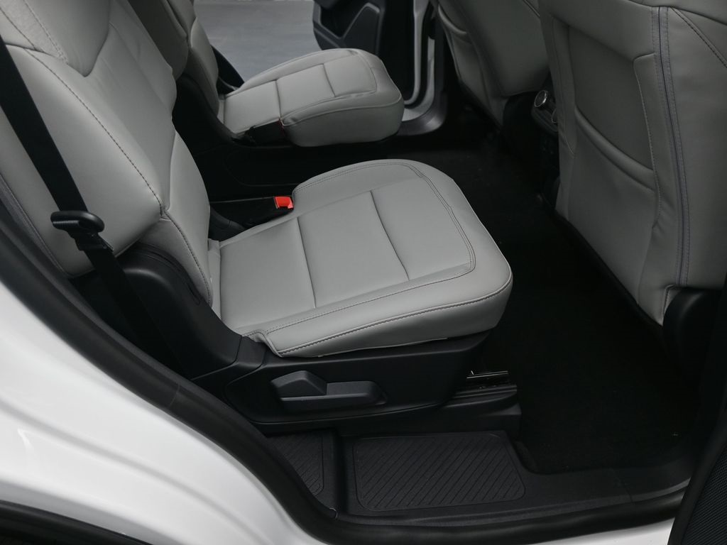New 2026 Ford Explorer - photo 16