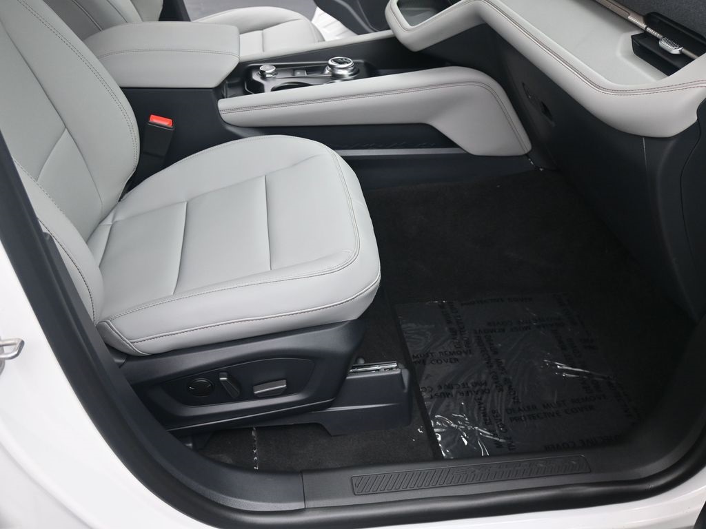 New 2026 Ford Explorer - photo 5