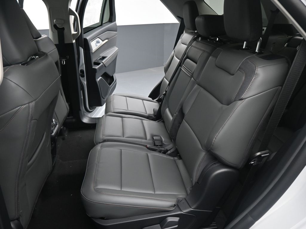 New 2026 Ford Explorer - photo 16