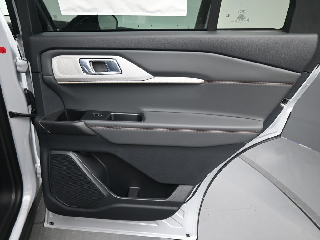 New 2026 Ford Explorer - photo 21