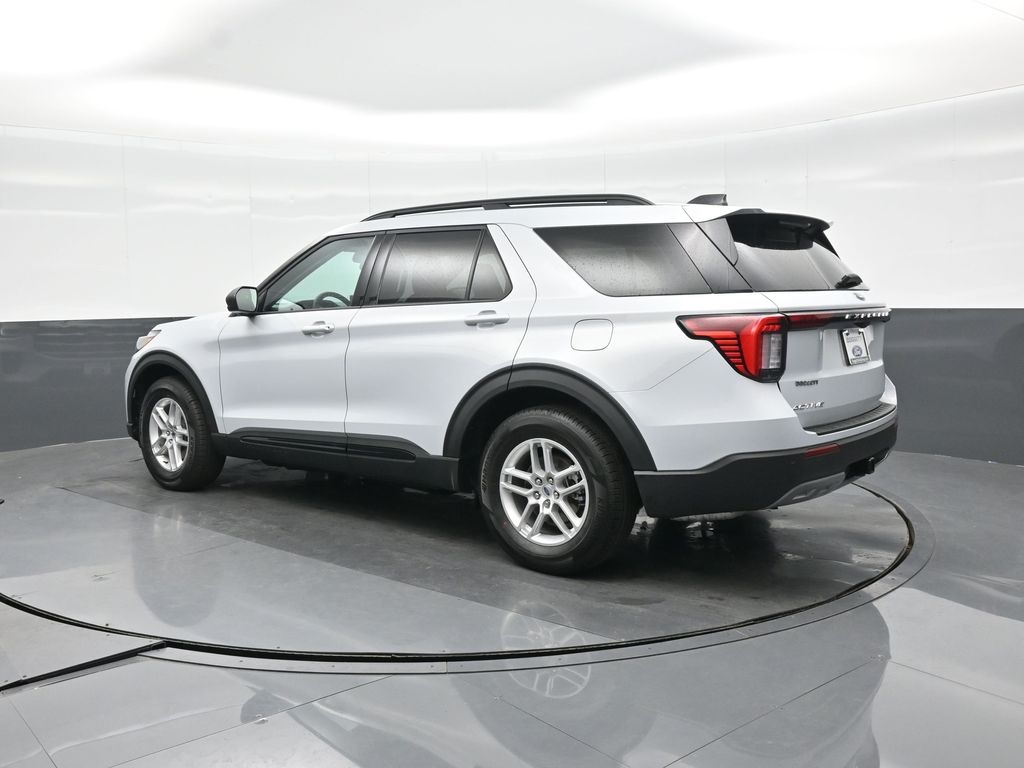 New 2026 Ford Explorer - photo 2