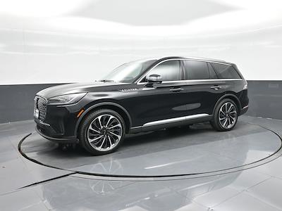 Used 2025 Lincoln Aviator - photo 1