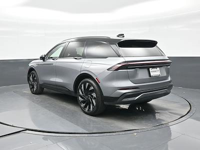 Used 2025 Lincoln Nautilus - photo 1