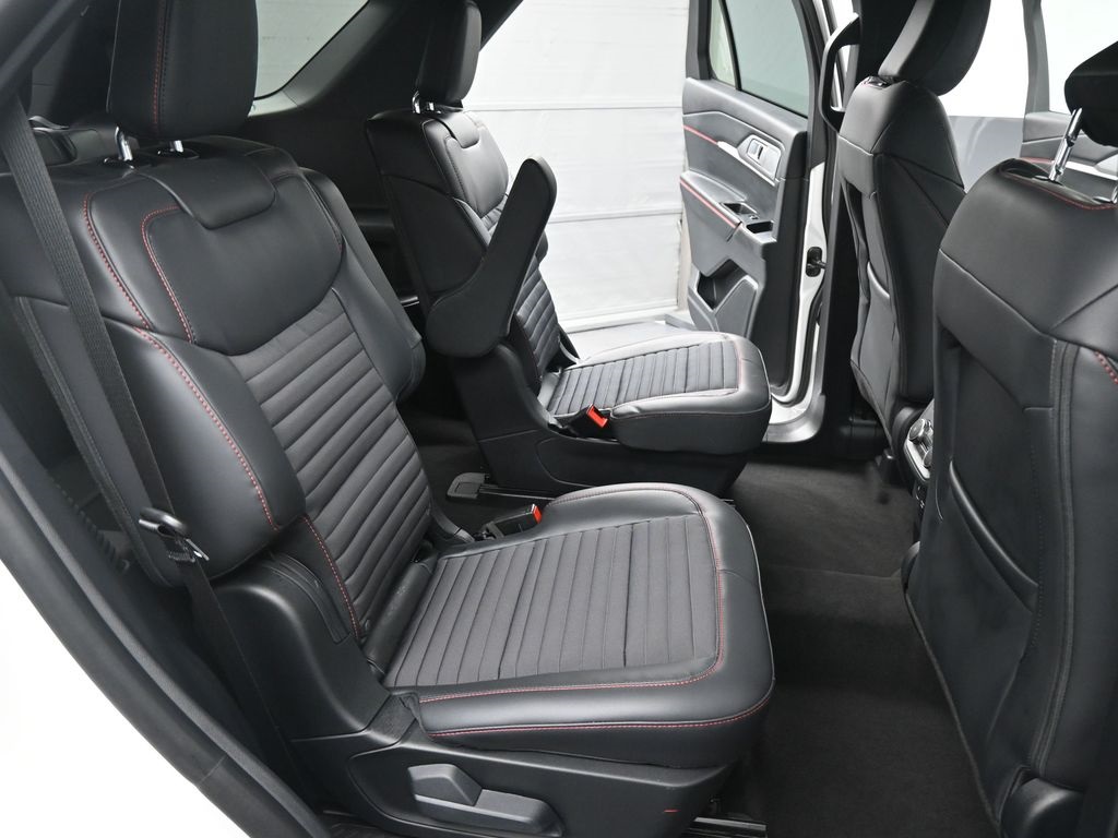 New 2026 Ford Explorer - photo 20