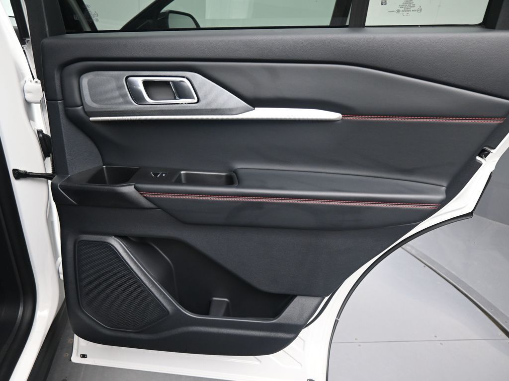 New 2026 Ford Explorer - photo 21