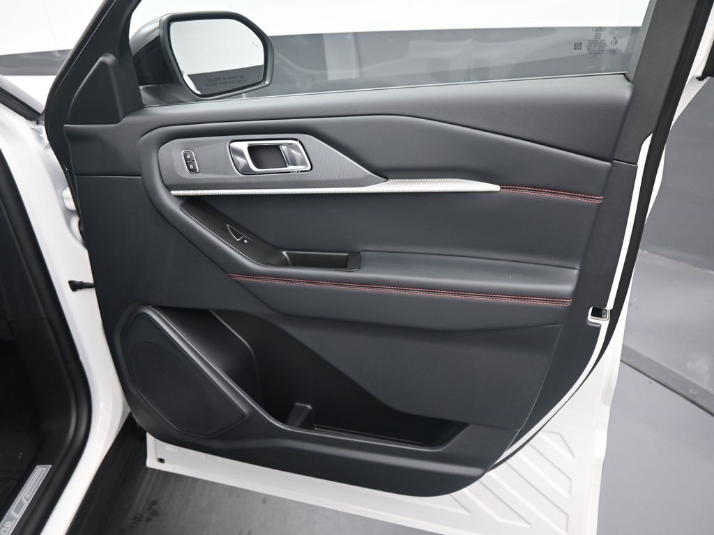 New 2026 Ford Explorer - photo 8