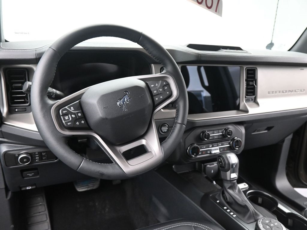 New 2026 Ford Bronco - photo 15