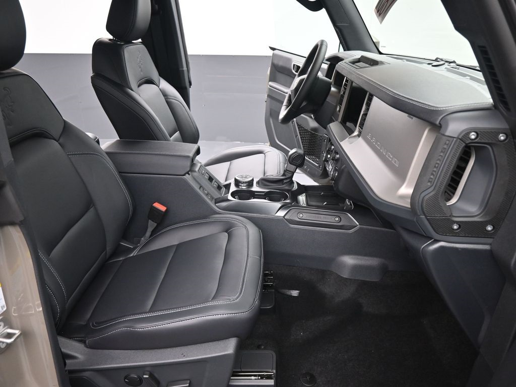 New 2026 Ford Bronco - photo 7