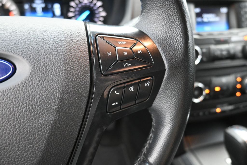 Used 2017 Ford Explorer - photo 9