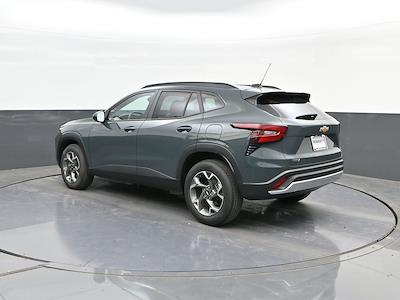 Used 2025 Chevrolet Trax - photo 1